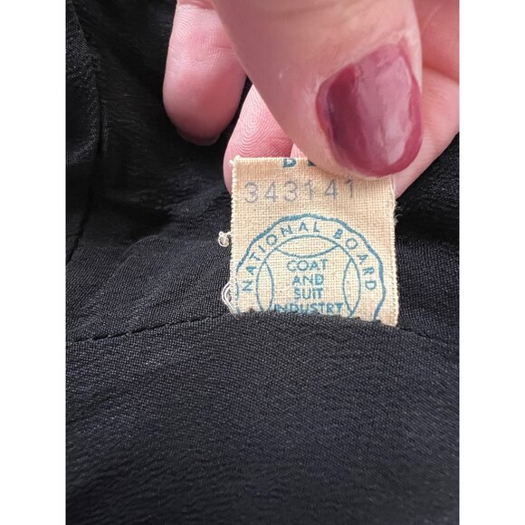 Vintage Frank Gallant Vintage Black Wool Cropped Jacket W/ Satin Trim & Double B - Picture 9 of 10